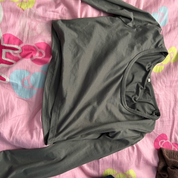 Grey crop top long sleeve - Picture 3 of 3